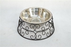 DOG BOWL WITH SCROLL PATTERN STAND